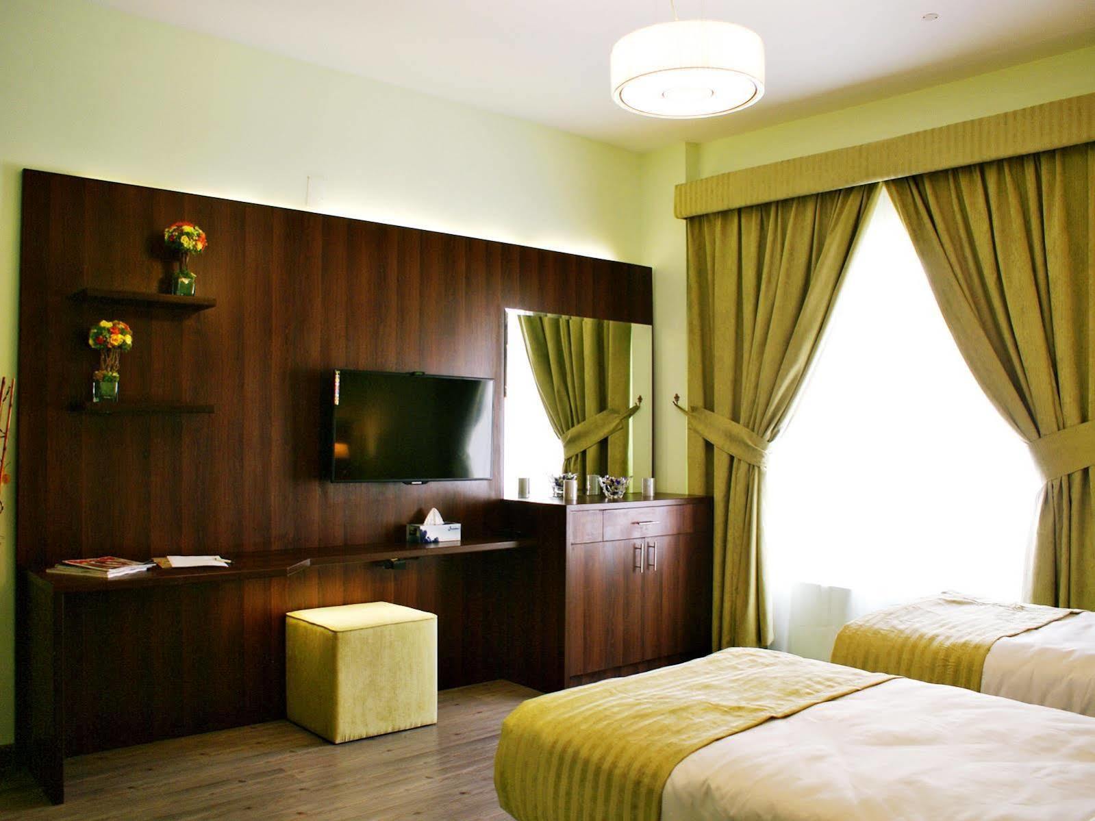 Weekend Hotel & Apartments Μουσκάτ Εξωτερικό φωτογραφία
