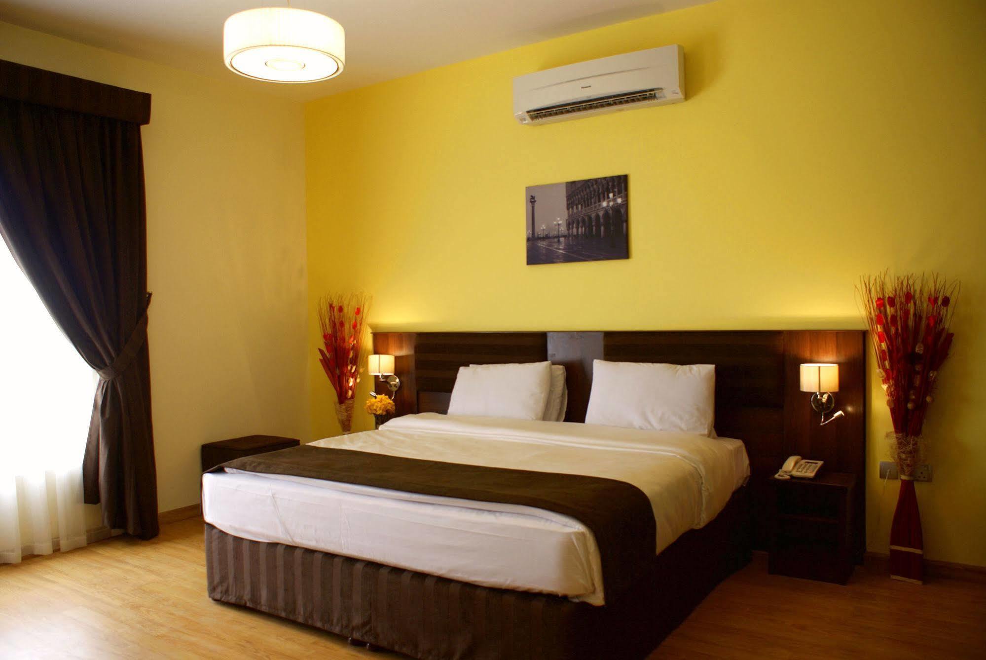 Weekend Hotel & Apartments Μουσκάτ Εξωτερικό φωτογραφία